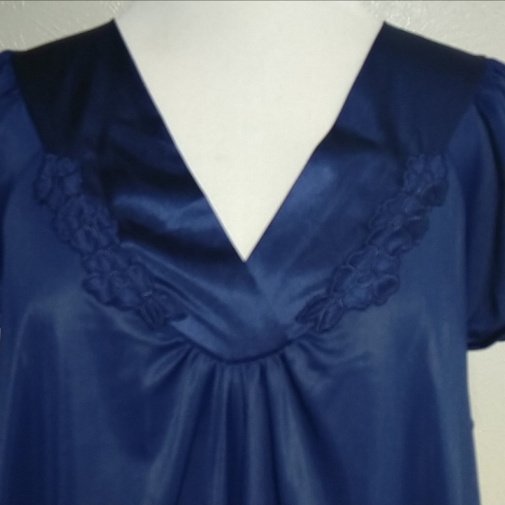 Nightgown nylon vintage Vanity Fair blue sz Lg